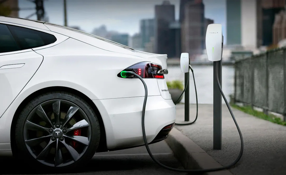 How Energy Storage Can Save Costs of EV Charging at Home